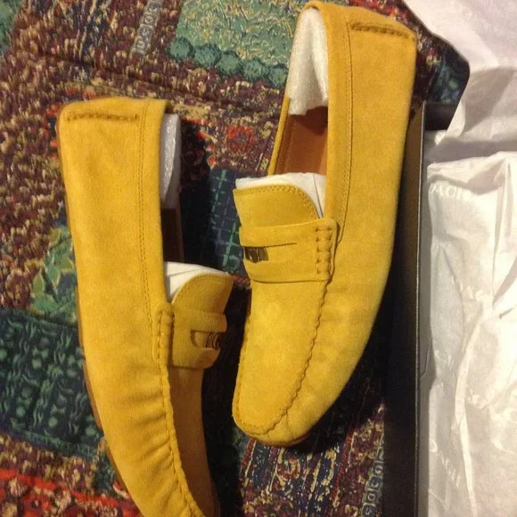Coach Men\'s Signature Coin Flax(Light Yellow) Suede Drivers - 11D - New in Box Coach Men main image 3